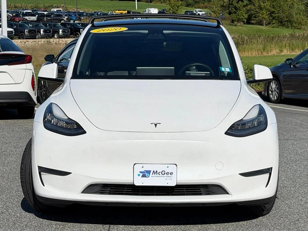 Used 2020 White Tesla Long Range image 2