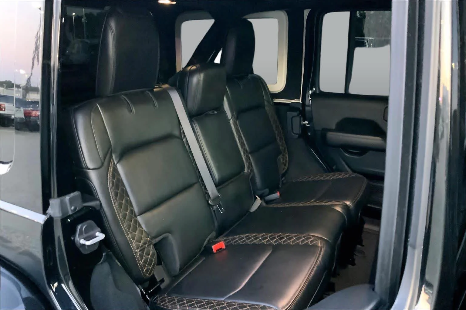 Used 2023 Black Clearcoat Jeep High Altitude image 30