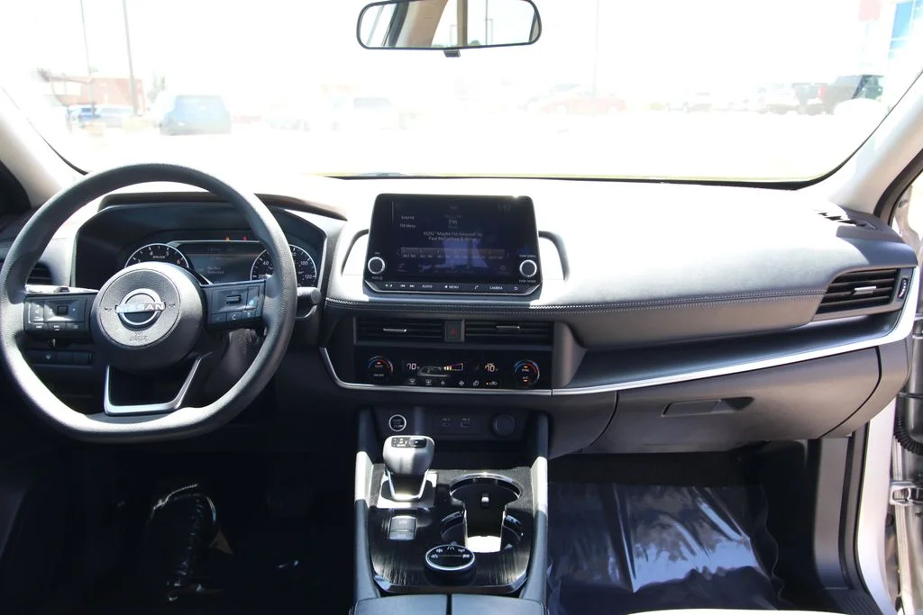 Used 2023 Silver Nissan SV image 41