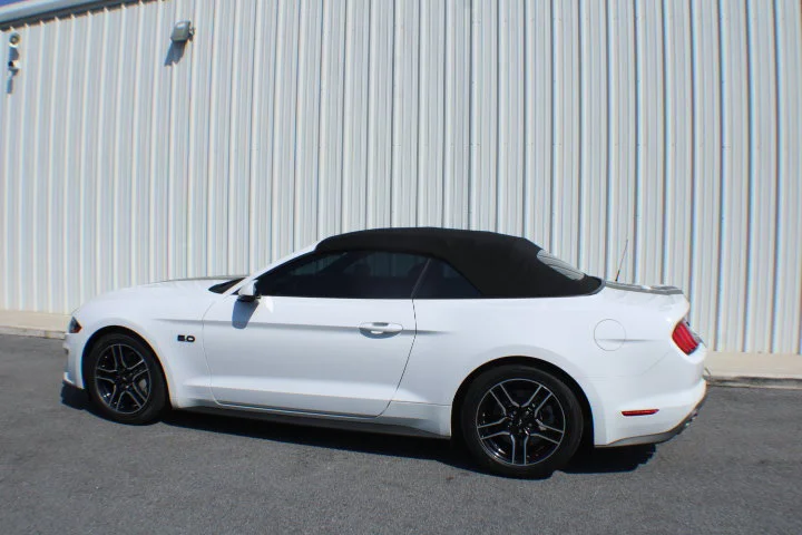 Used 2022 White Ford GT Premium Convertible image 5
