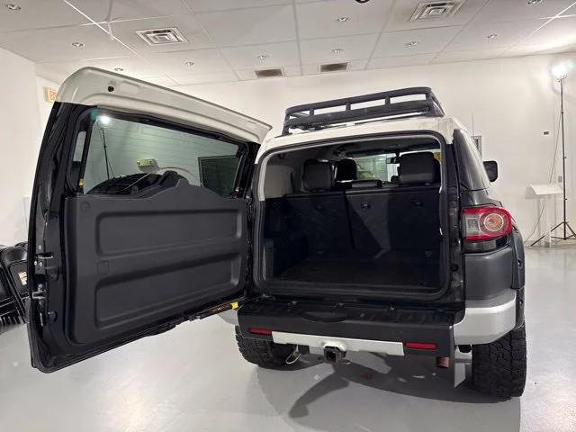 Used 2012 Black Toyota Base image 10