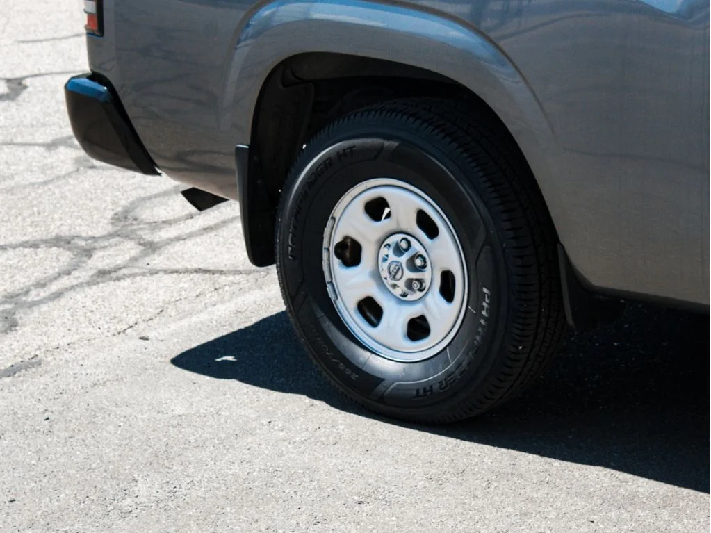 Used 2022 Gun Metallic Nissan S image 4