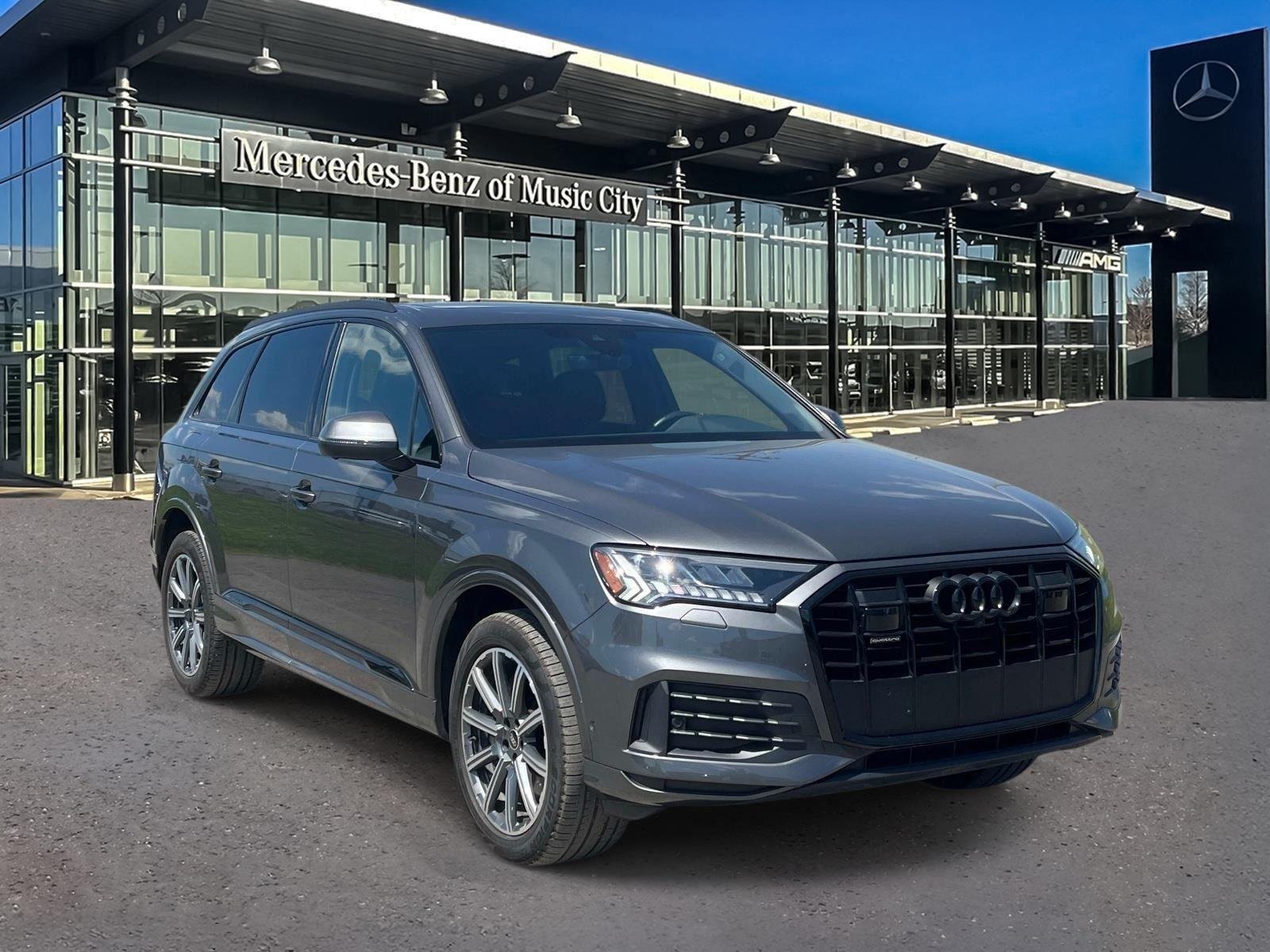 2024 Audi Q7 45 Premium Plus quattro Tiptronic's photo