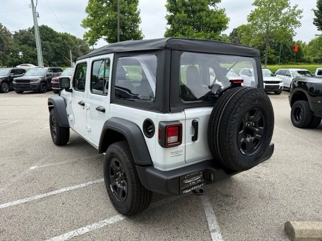 New 2026 Bright White Clear-Coat Exterior Paint Jeep Sport image 4