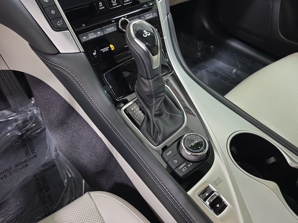 Certified Used 2023 Grand Blue INFINITI LUXE image 22