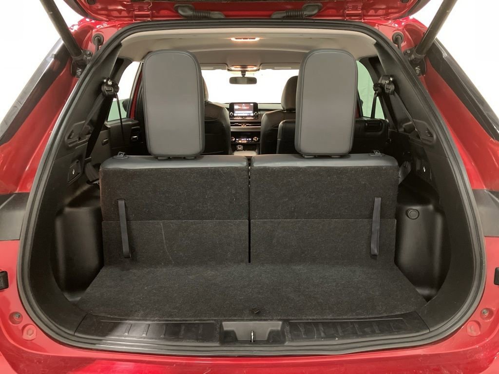 Used 2023  Mitsubishi SE image 16