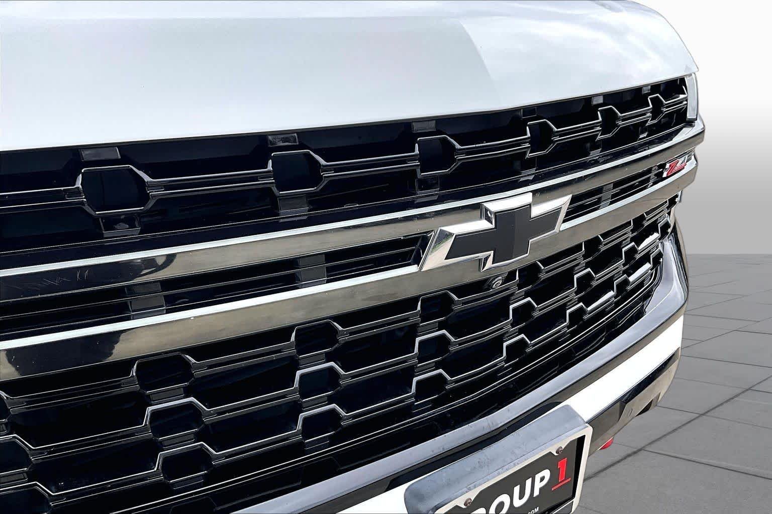 Used 2021 Summit White Chevrolet Z71 image 30