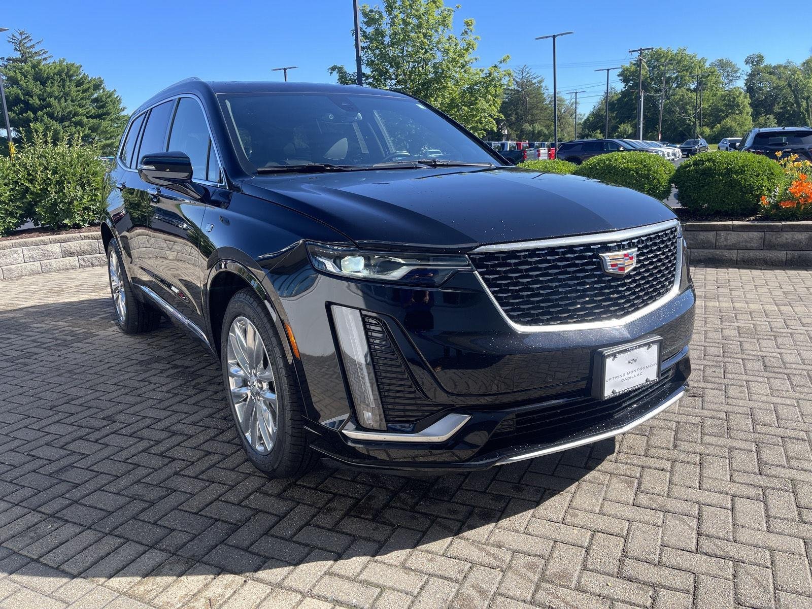 Used 2024 Stellar Black Metallic Cadillac Premium Luxury image 7