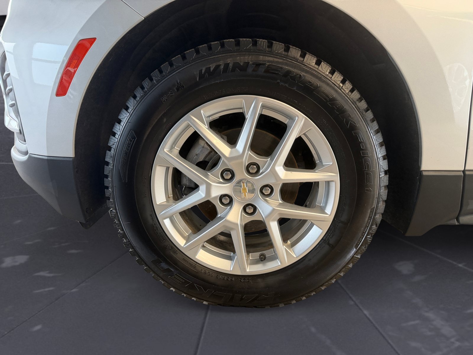 Used 2022 Silver Ice Metallic Chevrolet LS image 41