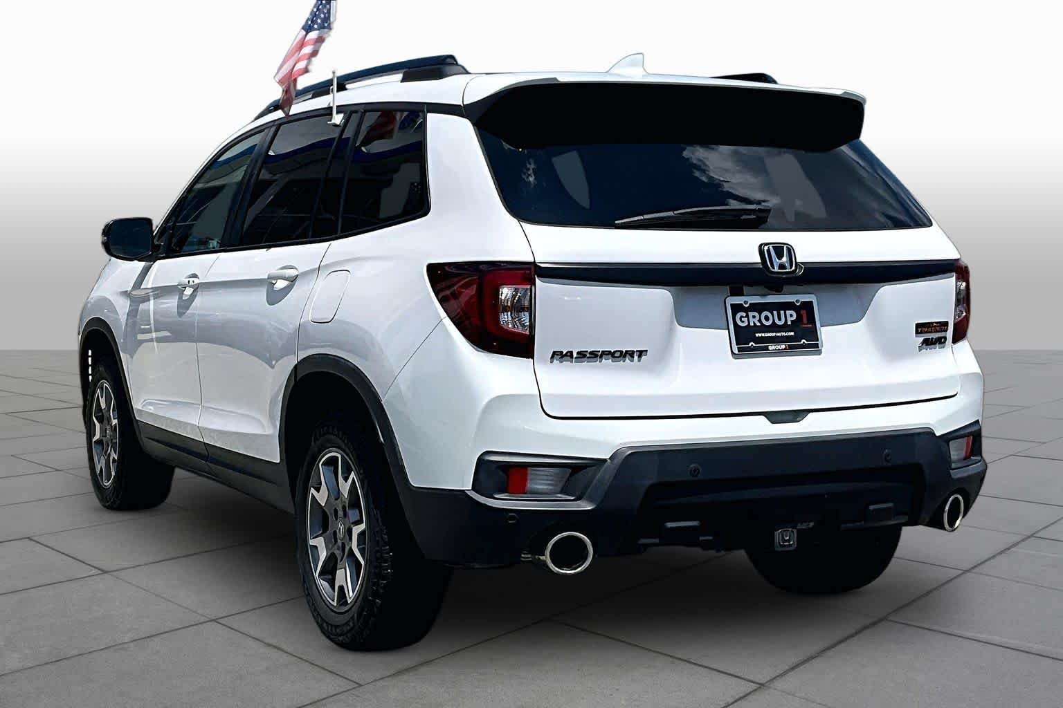Certified Used 2023 Platinum White Pearl Honda TrailSport image 12