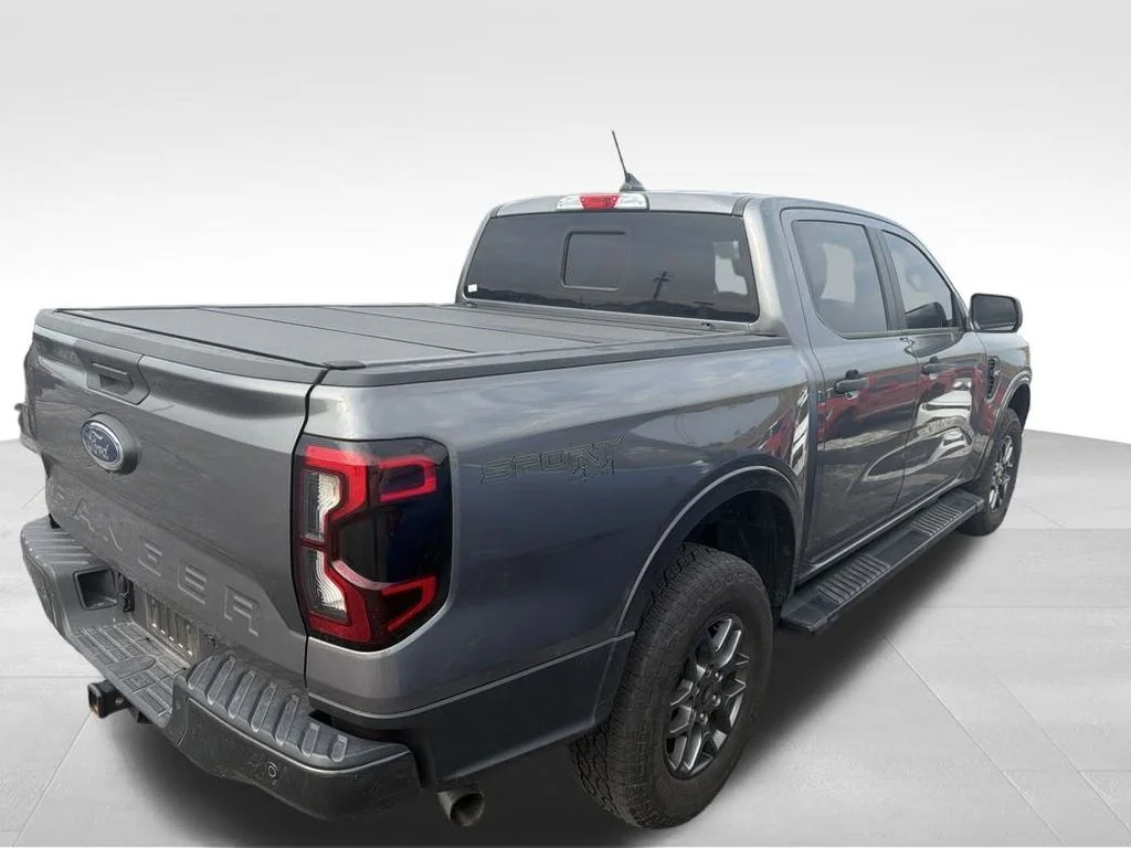 Used 2024 Gray Ford XLT image 24