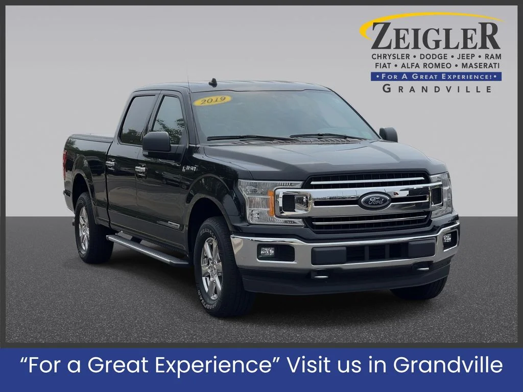 Used 2019 Black Ford XLT image 1