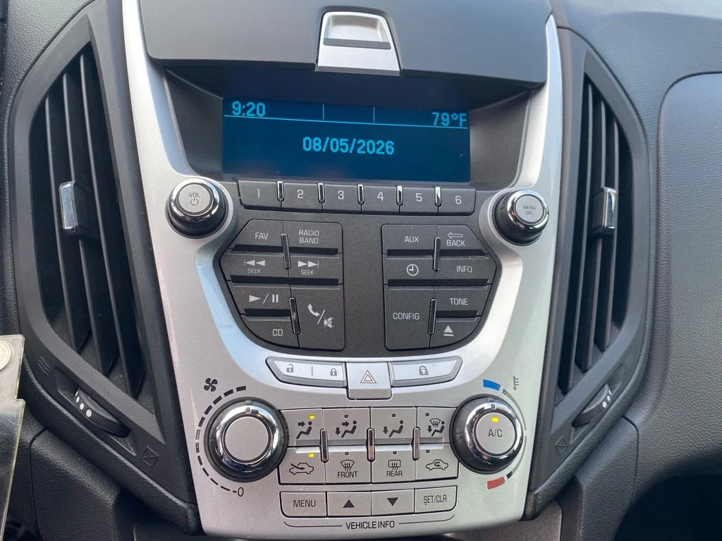 Used 2013 Silver Chevrolet LS image 21