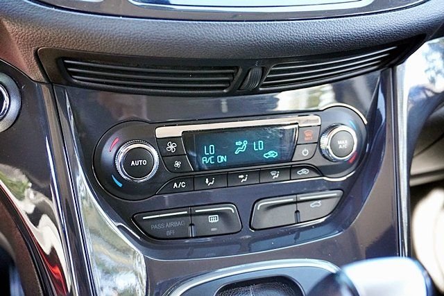 Used 2014 Red Ford Titanium image 26