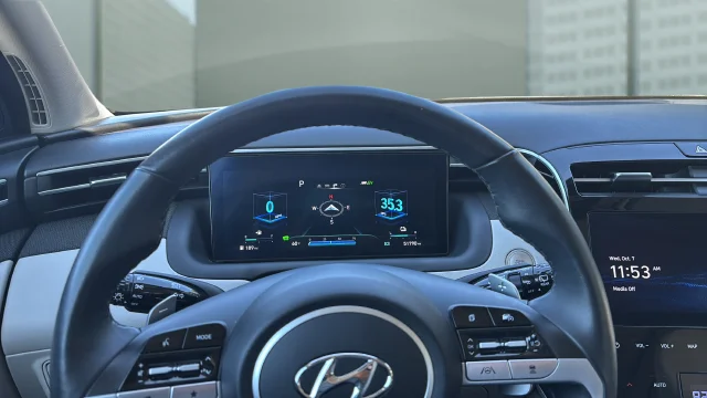 Used 2023 White Hyundai Limited image 21