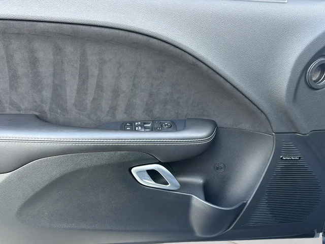 Used 2018 Gray Dodge SRT image 9