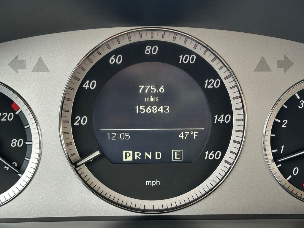 Used 2011 Green Mercedes-Benz GLK 350 image 49