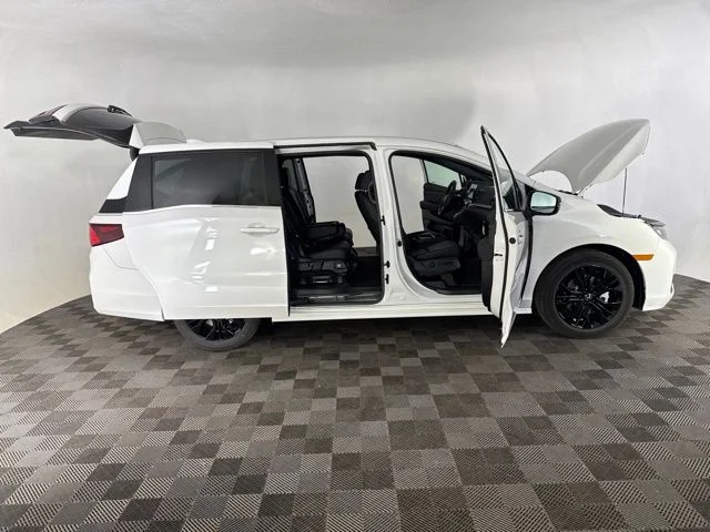 Used 2026 White Honda Sport-L image 17