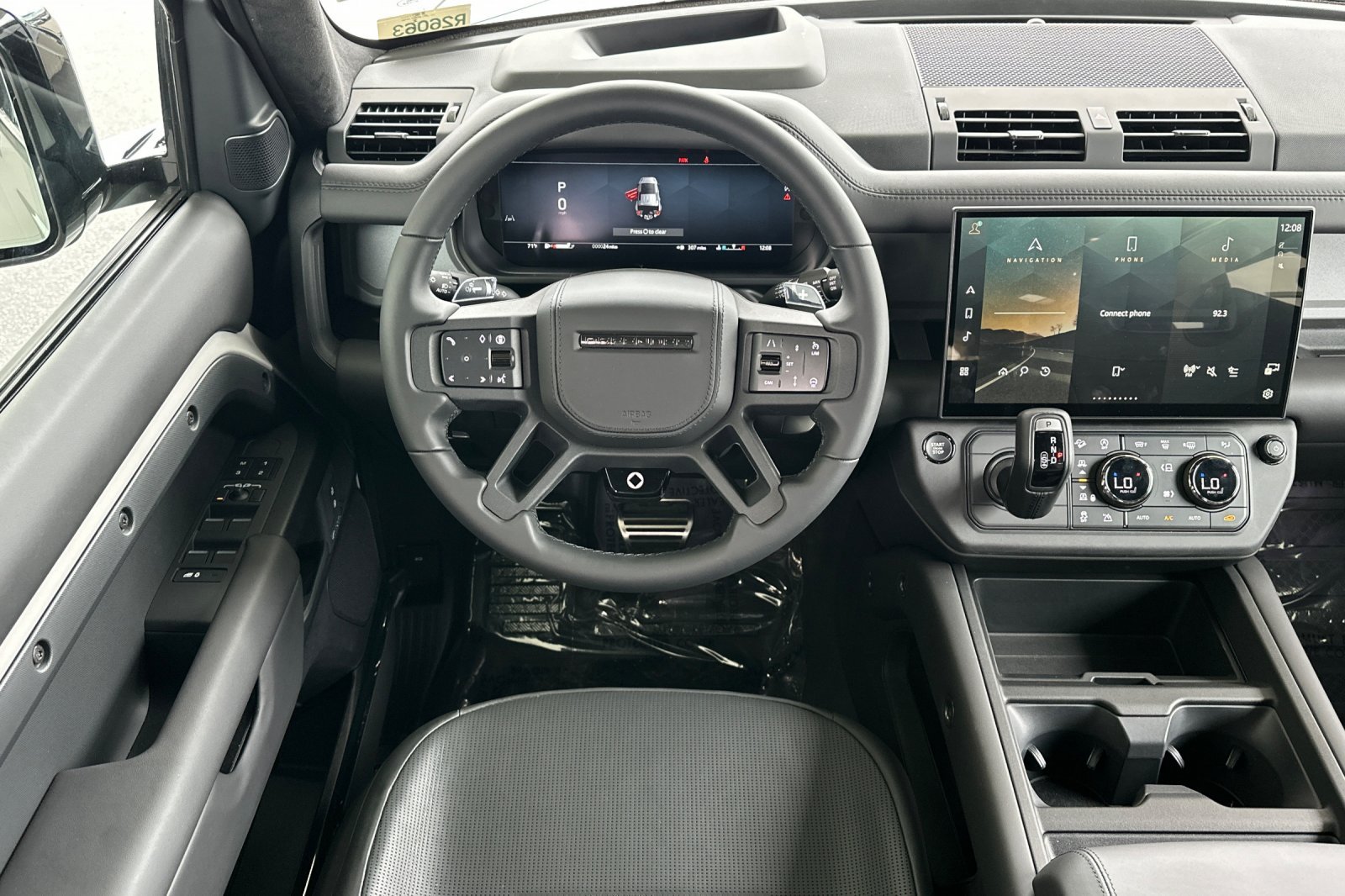 2026 Land Rover Defender OCTA - Photo 14