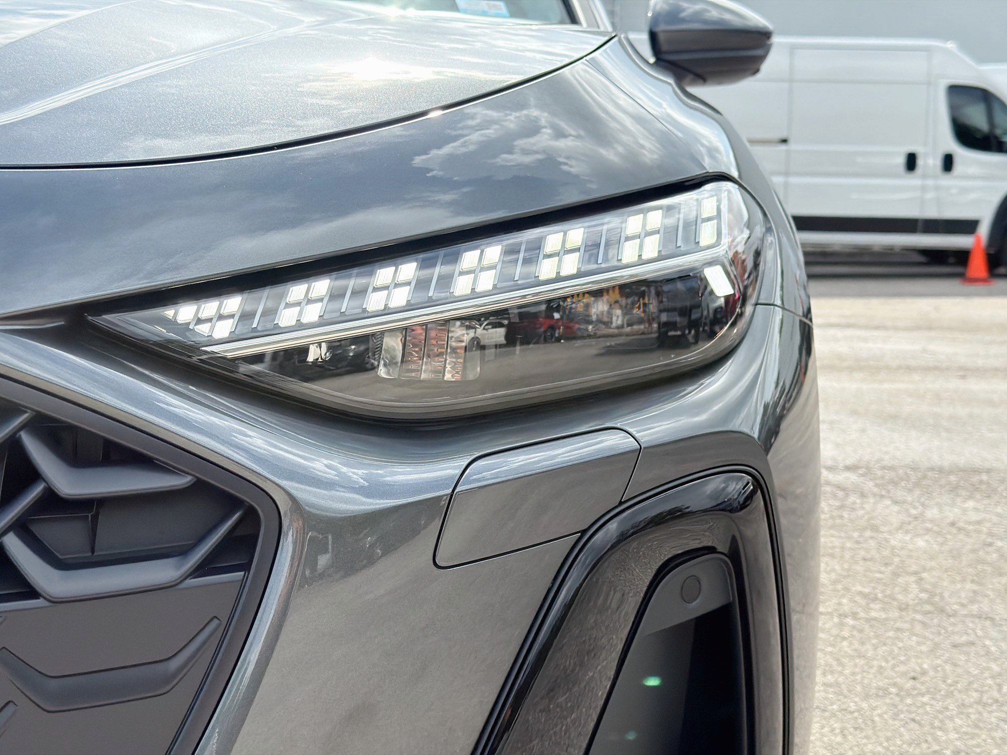 New 2026 Daytona Gray Pearl Effect Audi Premium Plus image 9