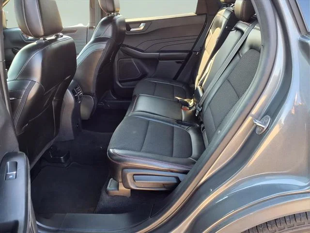 2024 Ford Escape ST-Line - Photo 24