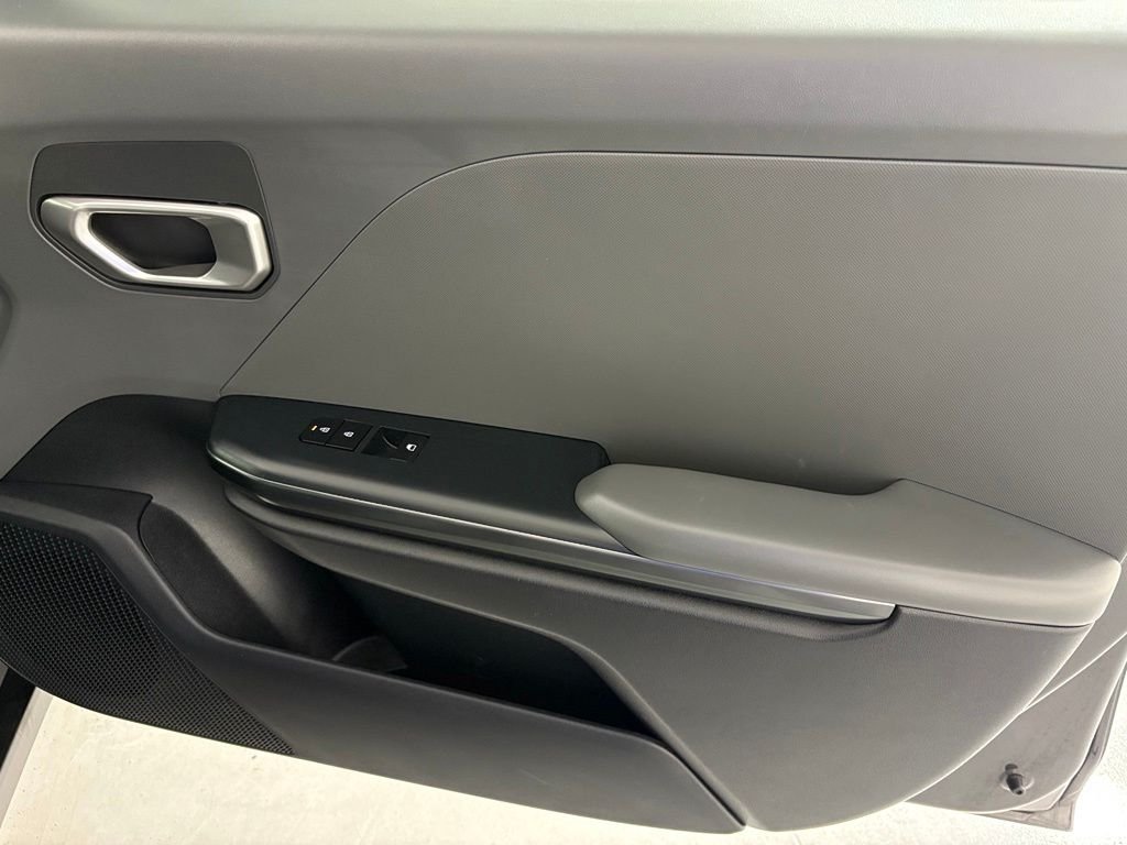 Used 2025 Gray Kia LXS image 41