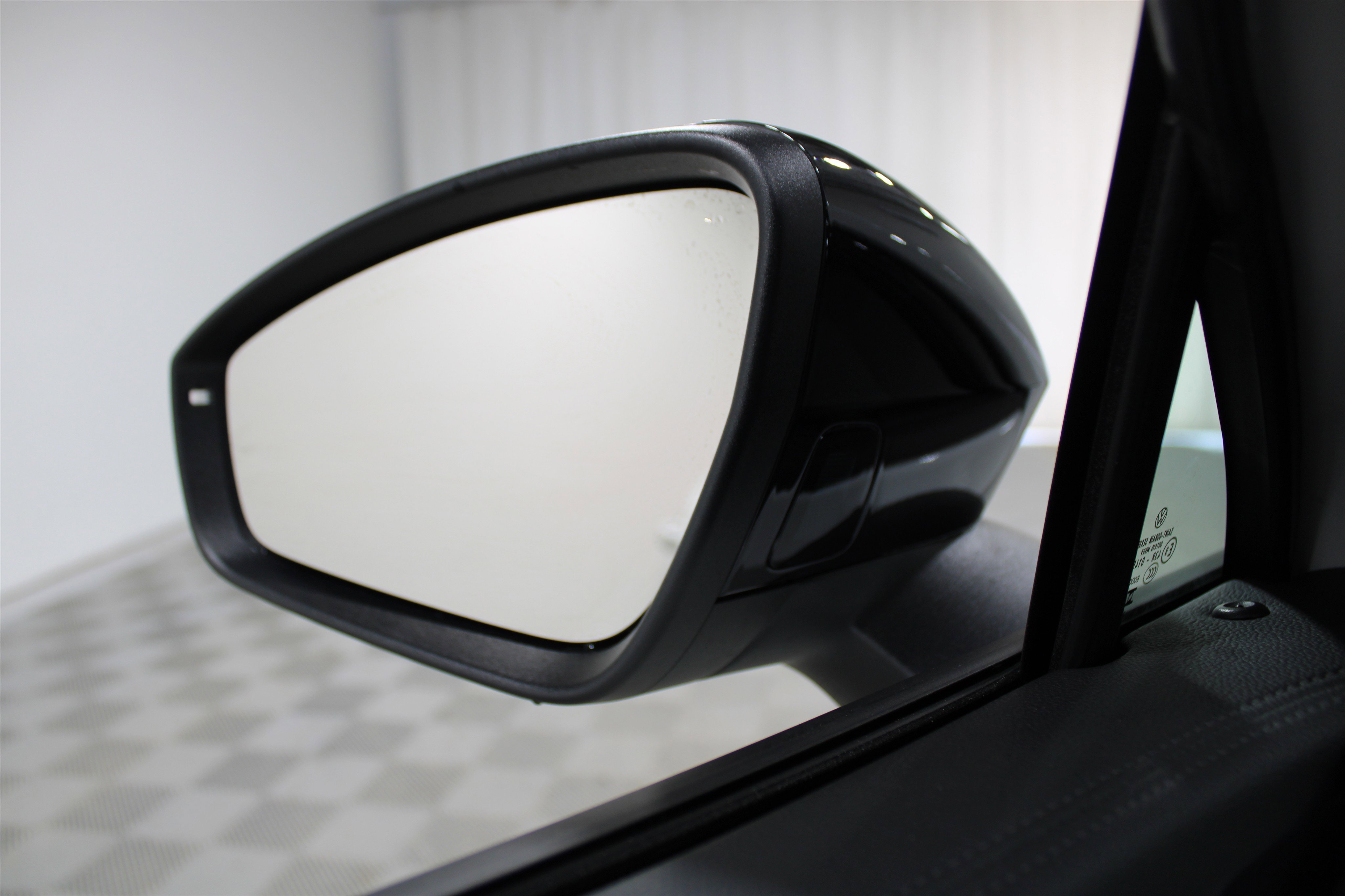 New 2026 Opal White Pearl Volkswagen SE R-Line Black image 17
