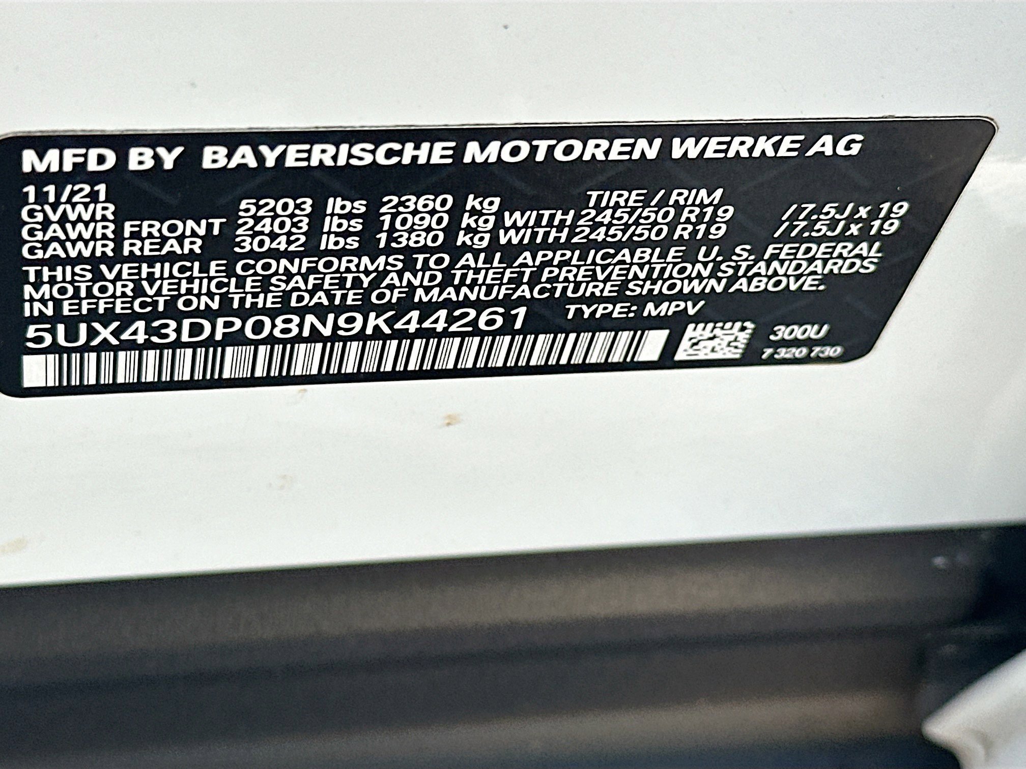 Used 2022 Alpine White BMW sDrive30i image 25