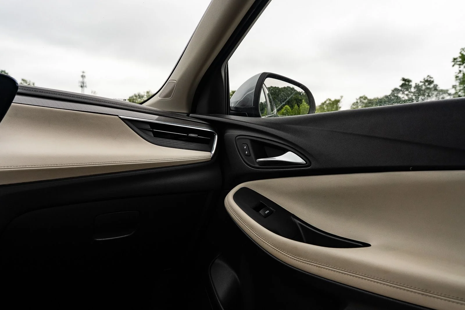 Used 2024 Gray Buick Sport Touring image 28