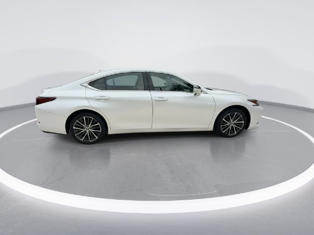 2024 Lexus ES 350 - Photo 9