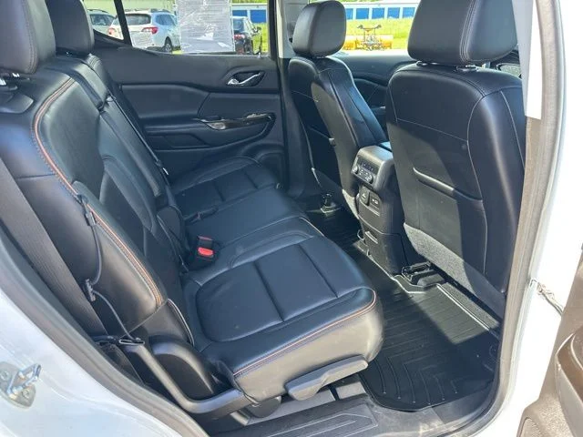 Used 2021 White GMC AT4 image 11