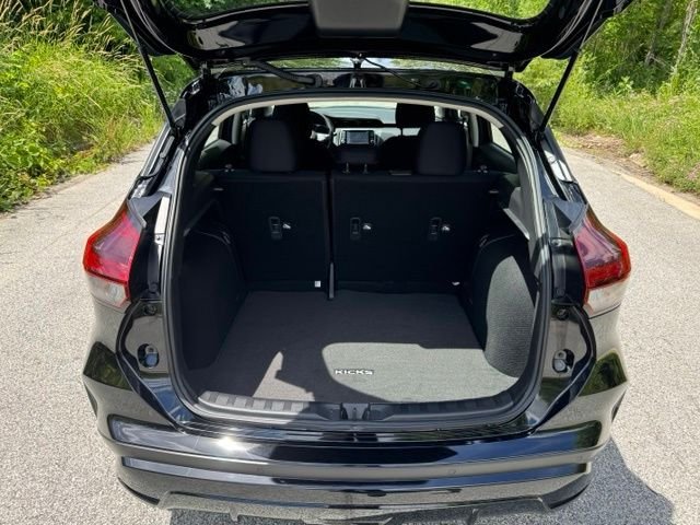 2025 Nissan KICKS PLAY Base - Photo 14