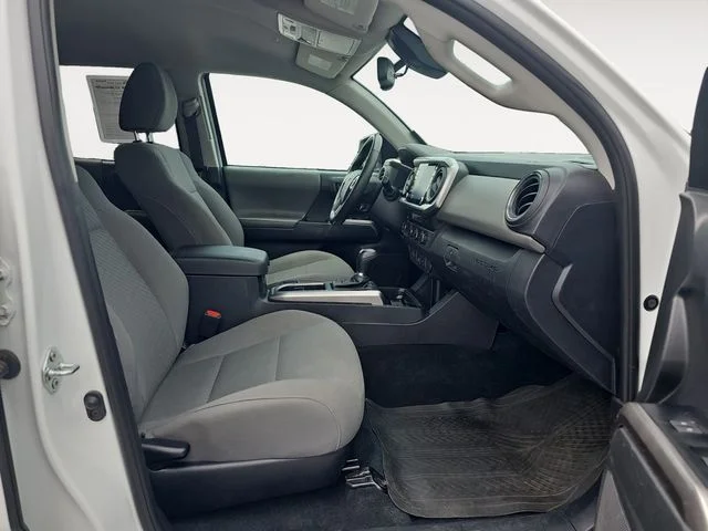 Used 2023 White Toyota SR5 image 13