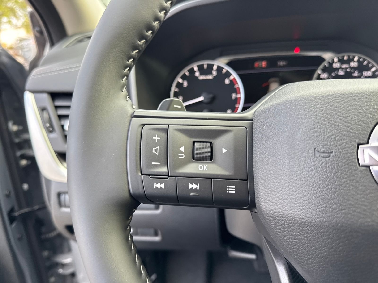 New 2026 Nissan Rogue SV 4D Sport Utility