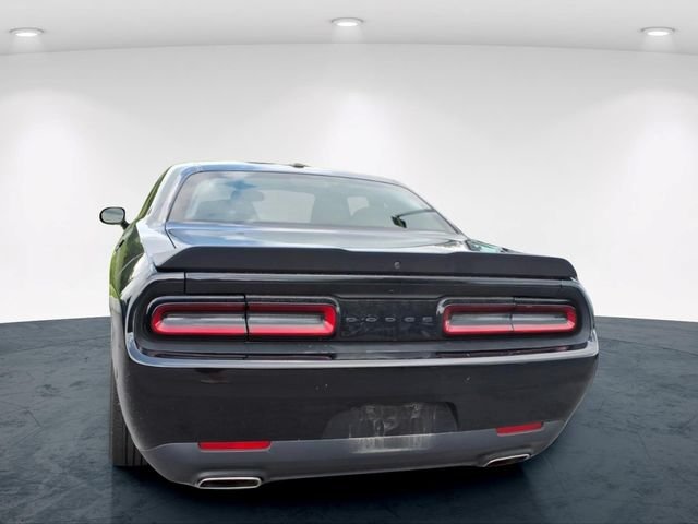 Used 2023 Black Dodge SXT image 15