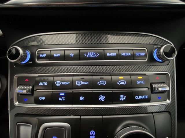 Used 2023 White Hyundai SEL image 19