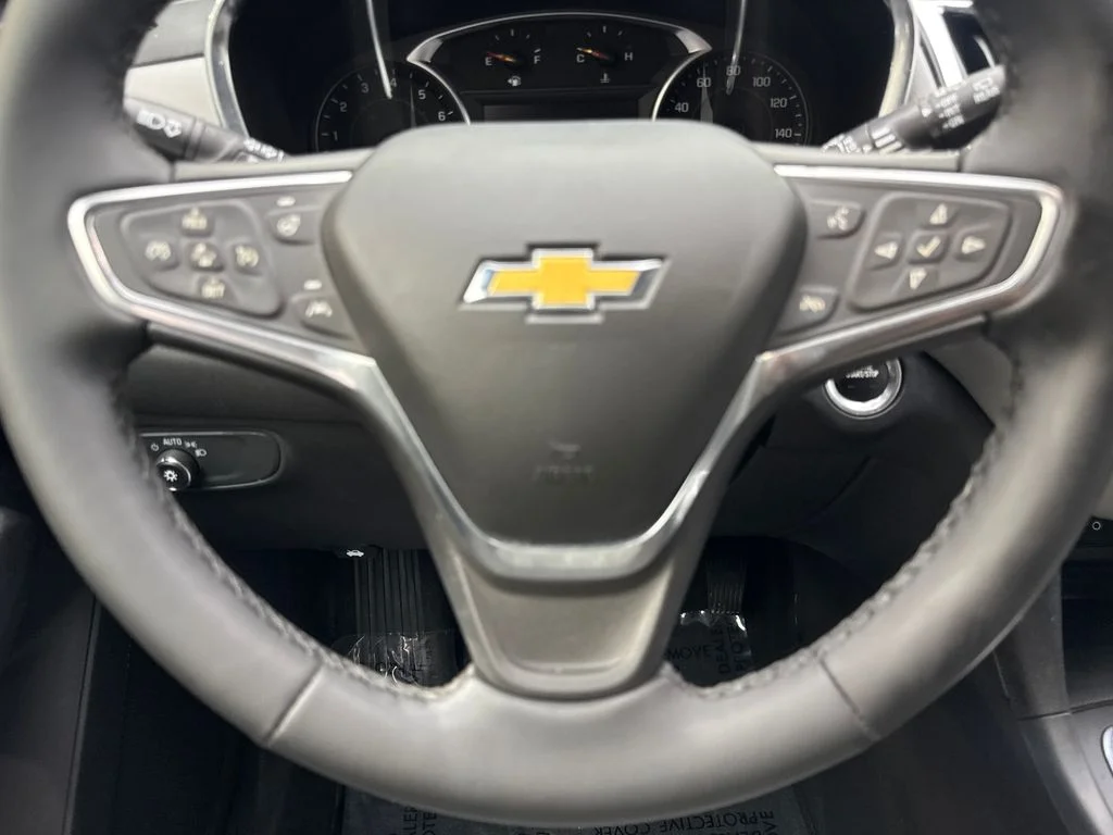 Used 2024 White Chevrolet LT image 58
