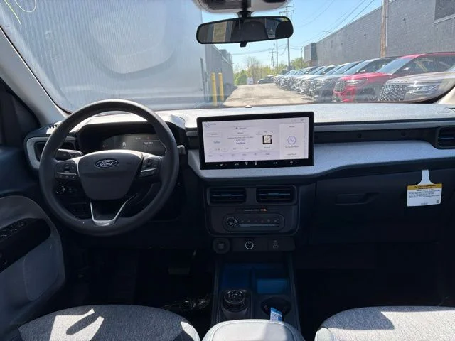 New 2025 Azure Gray Metallic Tri-Coat Ford XLT image 6
