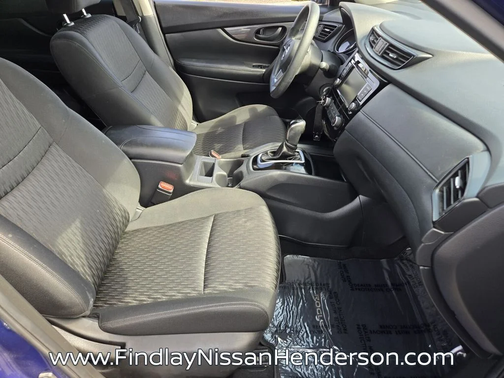 Used 2019 Blue Nissan S image 15