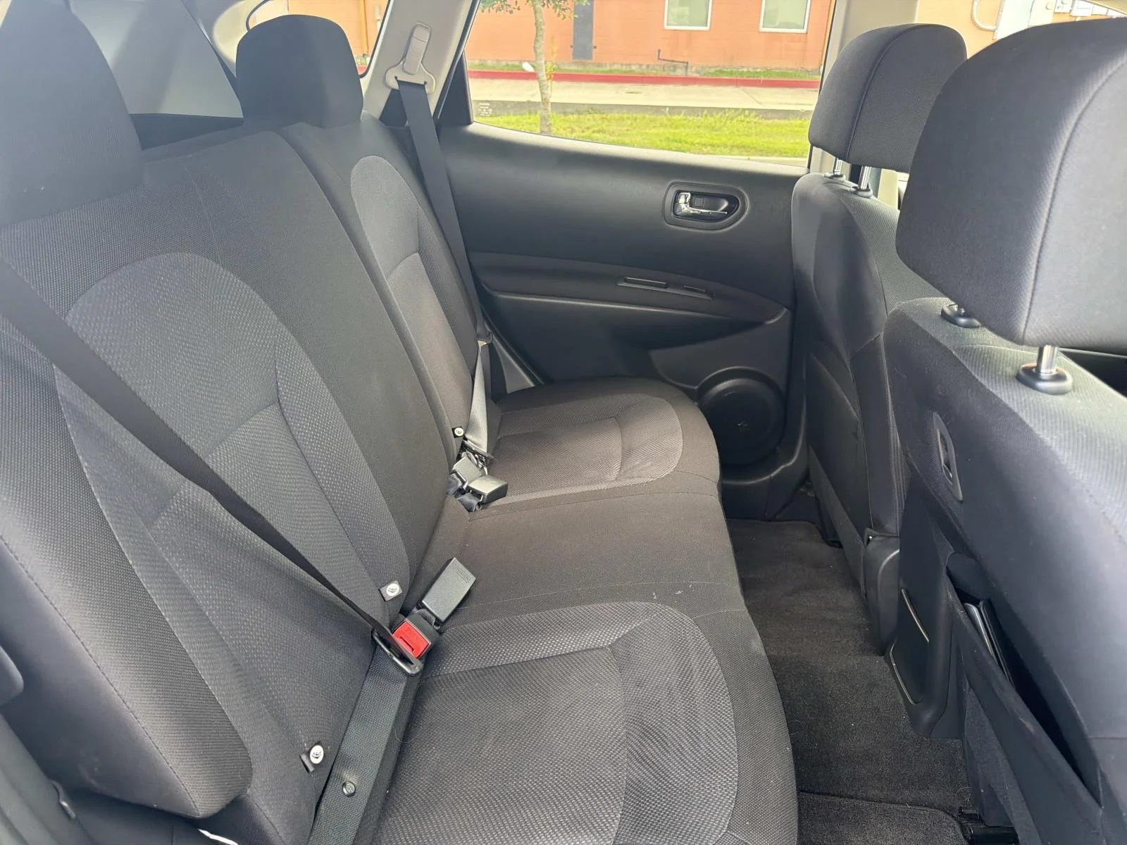 Used 2013 Blue Nissan FWD 4dr S image 9
