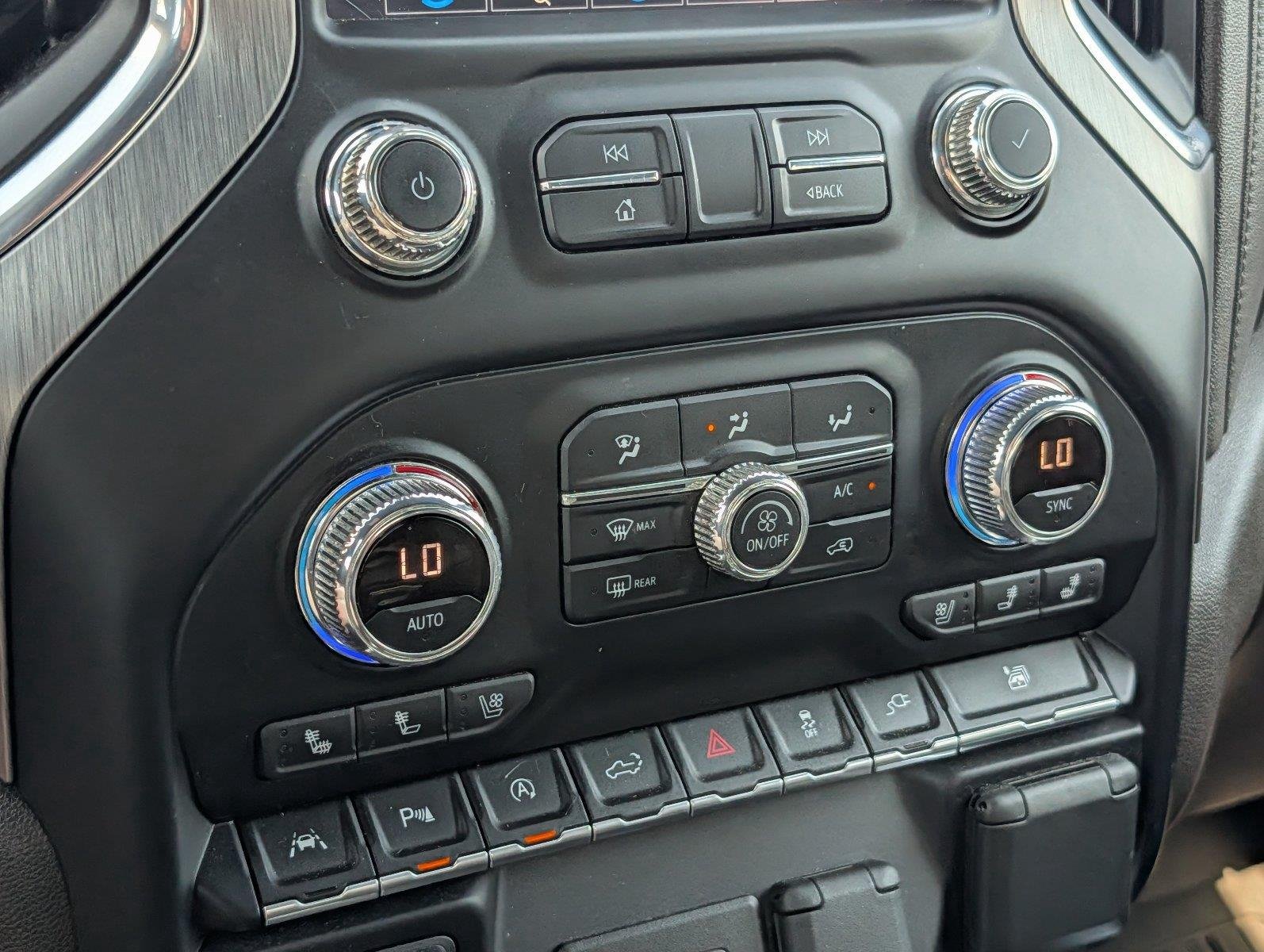 Used 2021 SATIN STEEL METALLIC GMC Denali image 19