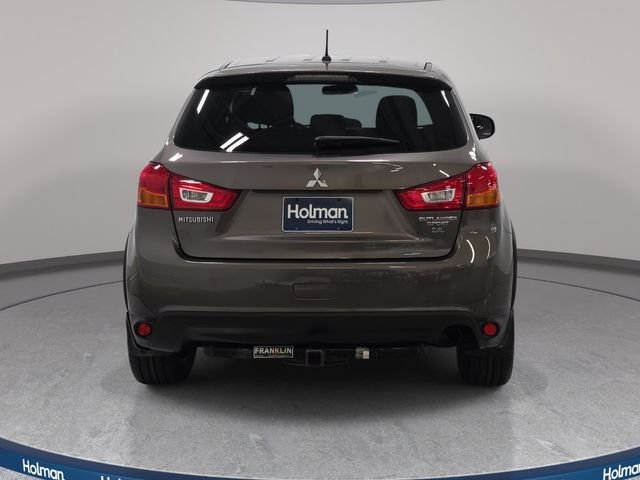 Used 2016 Black Mitsubishi ES image 7