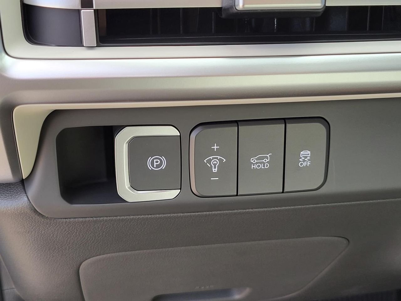 New 2026 Serenity White Hyundai SEL FWD image 16