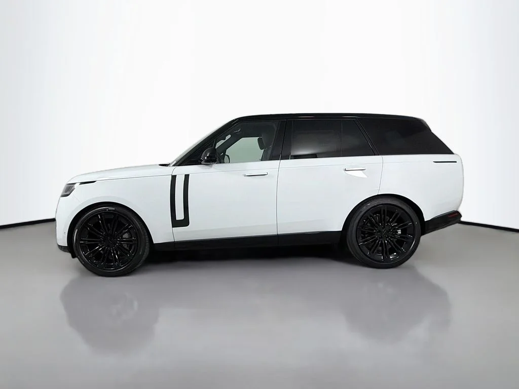 New 2026 Fuji White Land Rover SE image 8