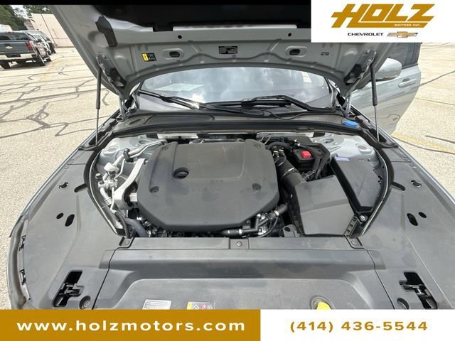 Used 2025 Gray Volvo Plus, B6 AWD Gas (mild hybrid) image 30