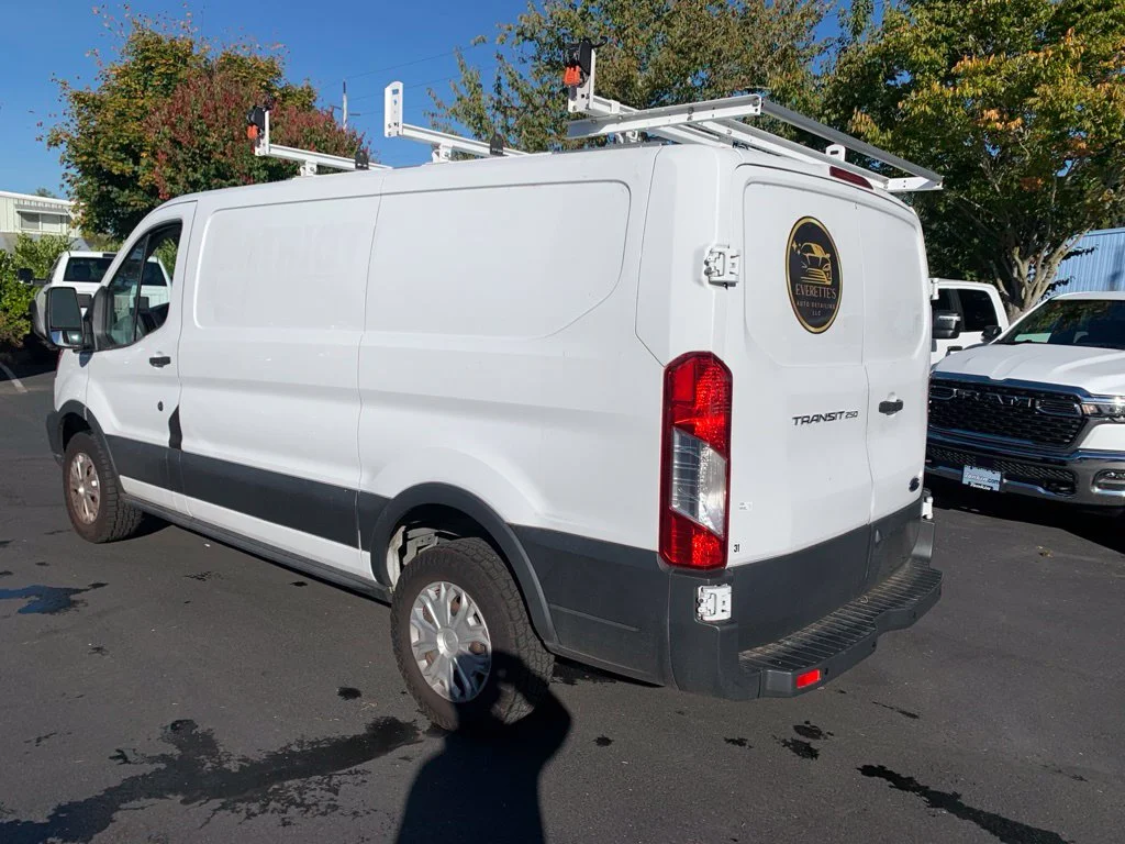 Used 2016 Oxford White Ford Base image 2