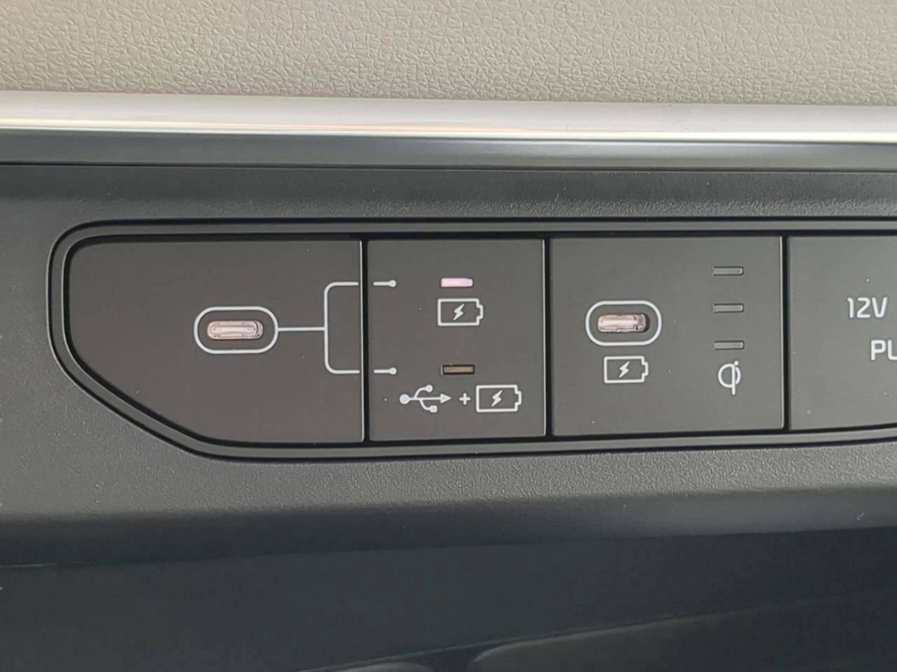 New 2026 Ivory Silver Kia EX image 28