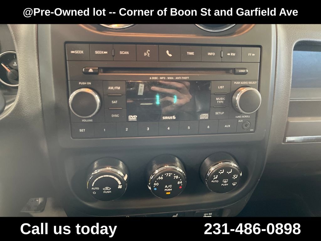 Used 2013 White Jeep Limited image 17