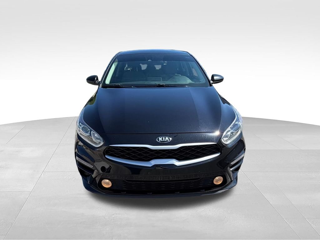 Used 2021 Black Kia LXS image 8