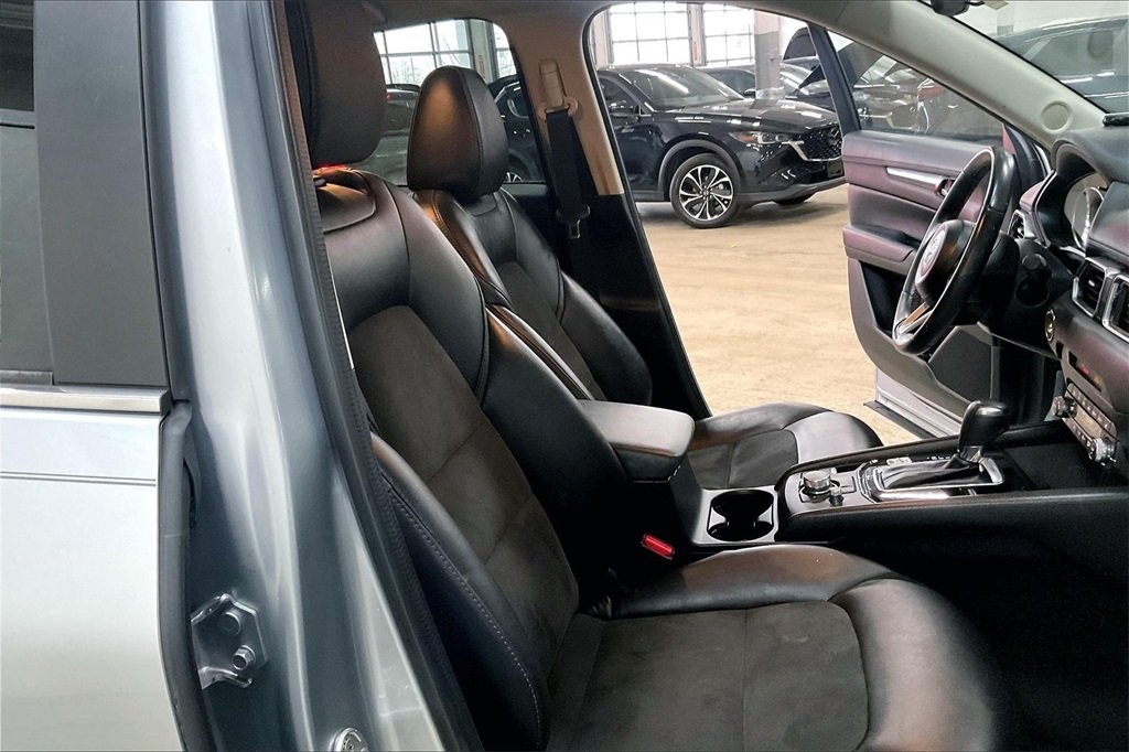 2023 MAZDA CX-5 - Image 5